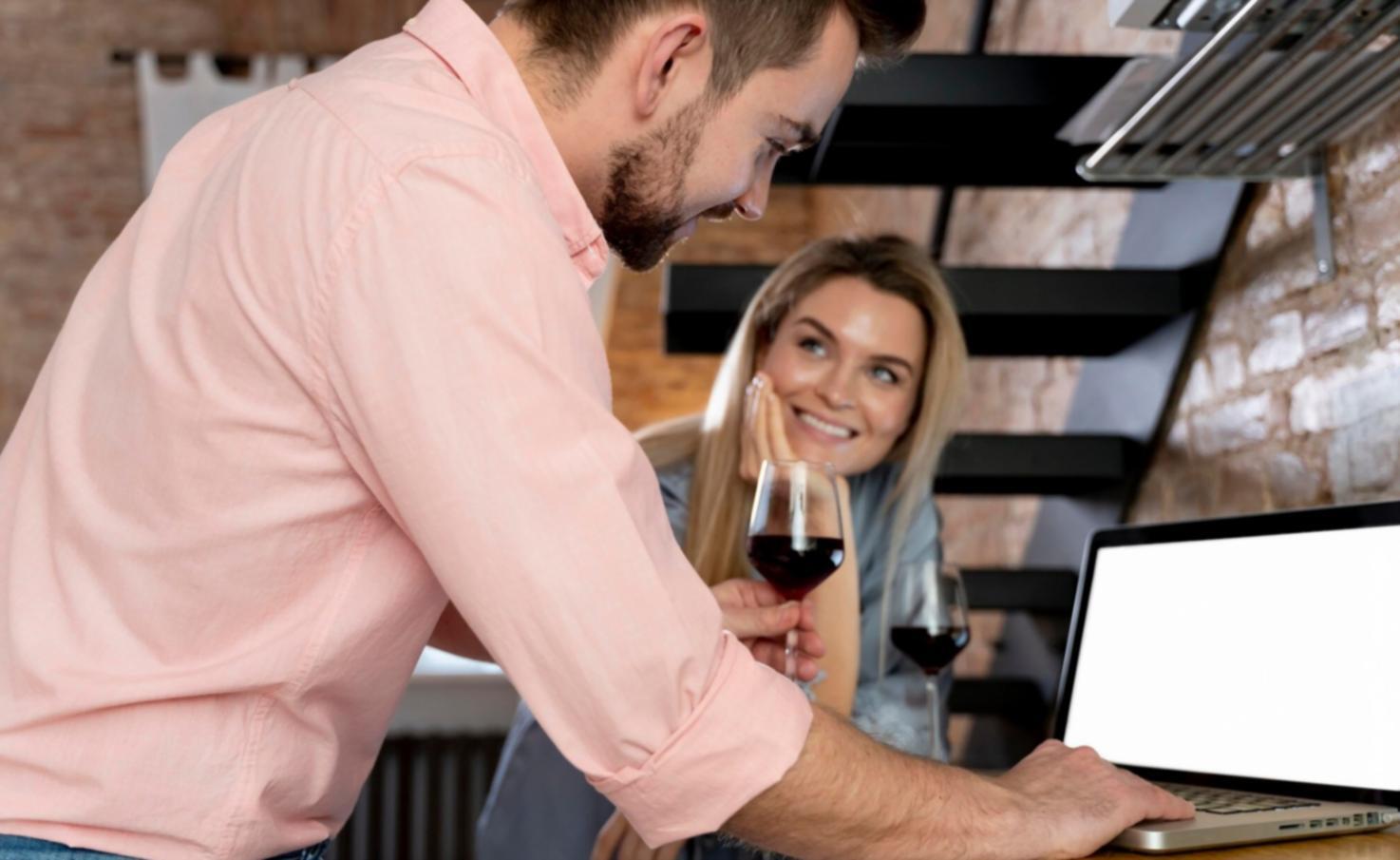 Vision futuriste des bureaux norivanthurexa avec technologies avancées